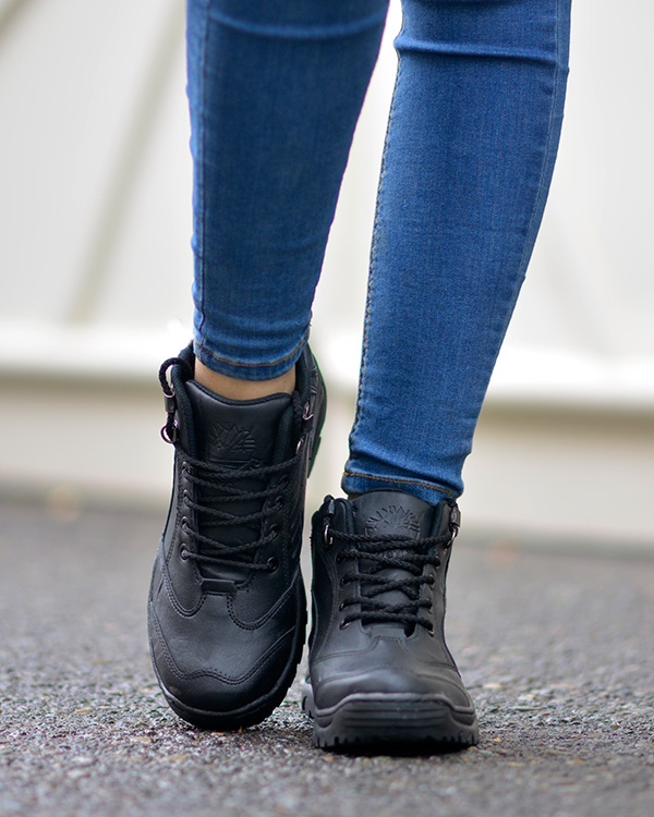 کفش نیم بوت دخترانه timberlandمدل 2127