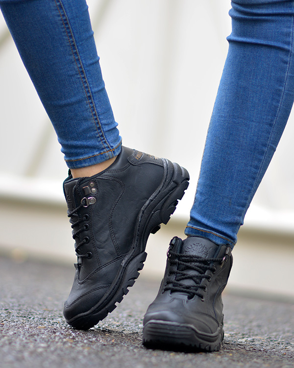 کفش نیم بوت دخترانه timberlandمدل 2127