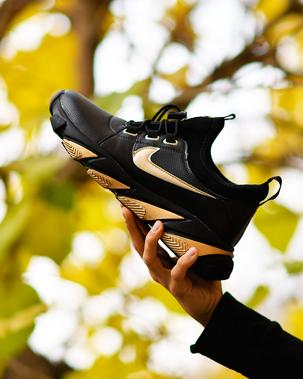 کفش مردانه NIKE طرح PIKA مشکی- طلایی مدل 4582