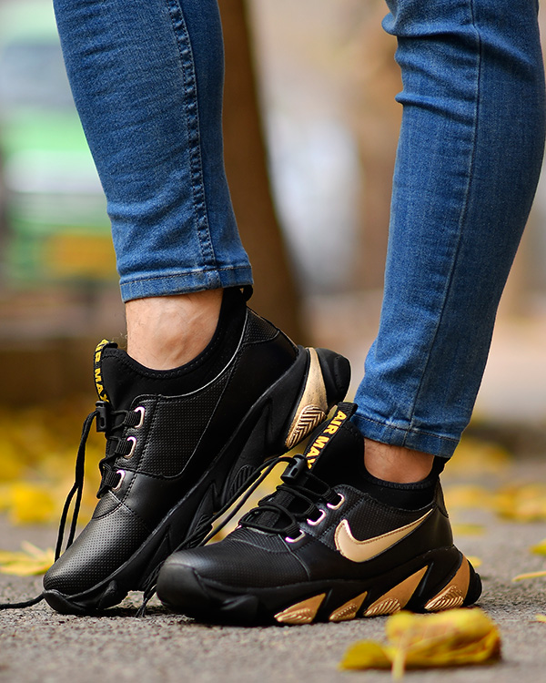 کفش مردانه NIKE طرح PIKA مشکی- طلایی مدل 4582
