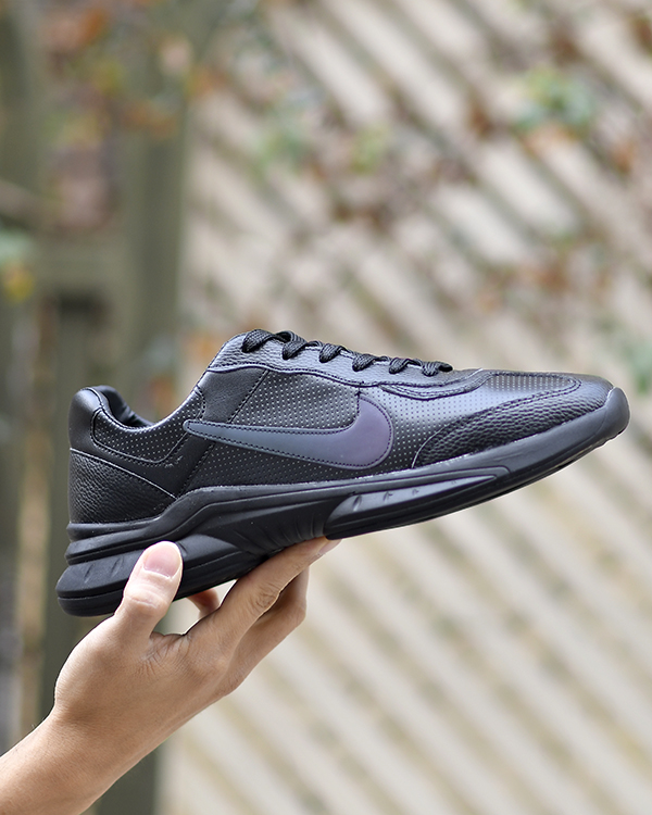 کفش ورزشی مردانه NIKE طرح ETIS مدل 9539
