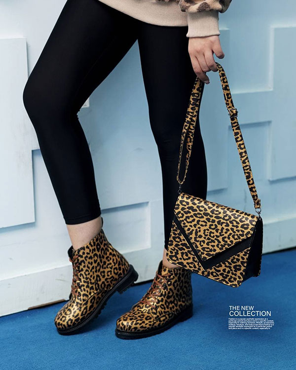 کفش نیم بوت زنانه پلنگی مدل 7444