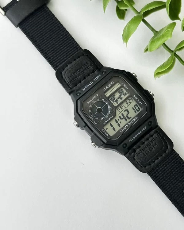 ساعت مردانه Casio World time بند برزنتی