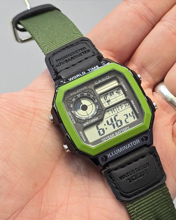 ساعت مردانه Casio World time بند برزنتی